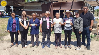 มอบเงินช่วยเหลือผู้ประสบเหตุวาตภัย หมู่ที่ 4 บ้านบางลาด